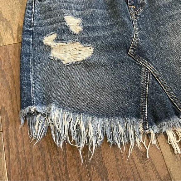 7 For All Mankind Denim Mini Skirt Montreal - Picture 5 of 9